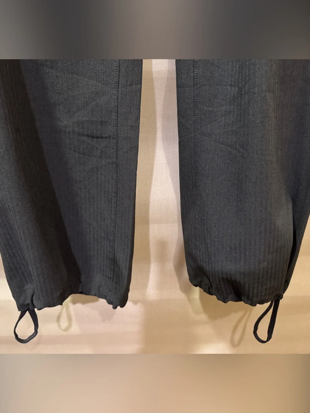 Athleta Charcoal GrayWomen's Drawstring/ Elastic Waist Joggers